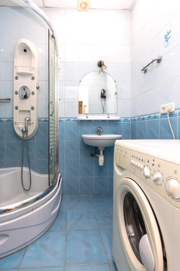 Apartament Навпроти Вернісажу Біля Оперного Вулиця Театральна 26 Є Балкон Та Інернет Lwów Zewnętrze zdjęcie